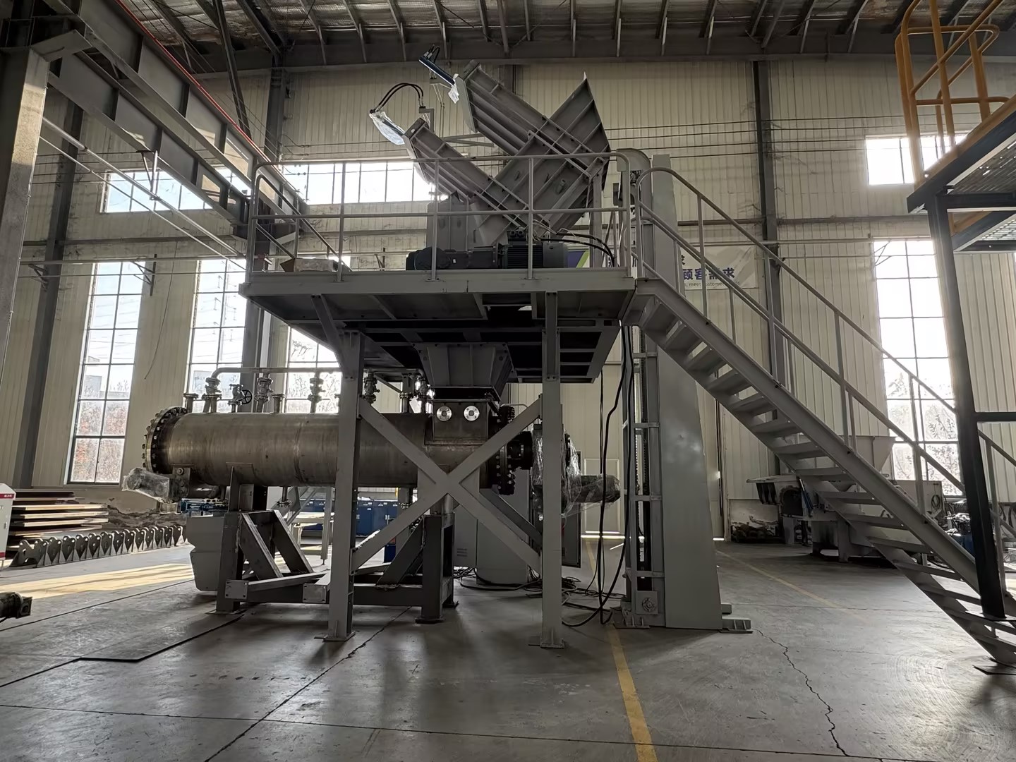 锂电池破碎系统